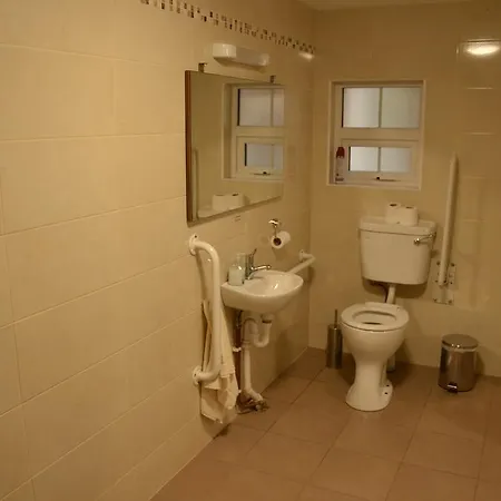 The Black Sheep كيلارني